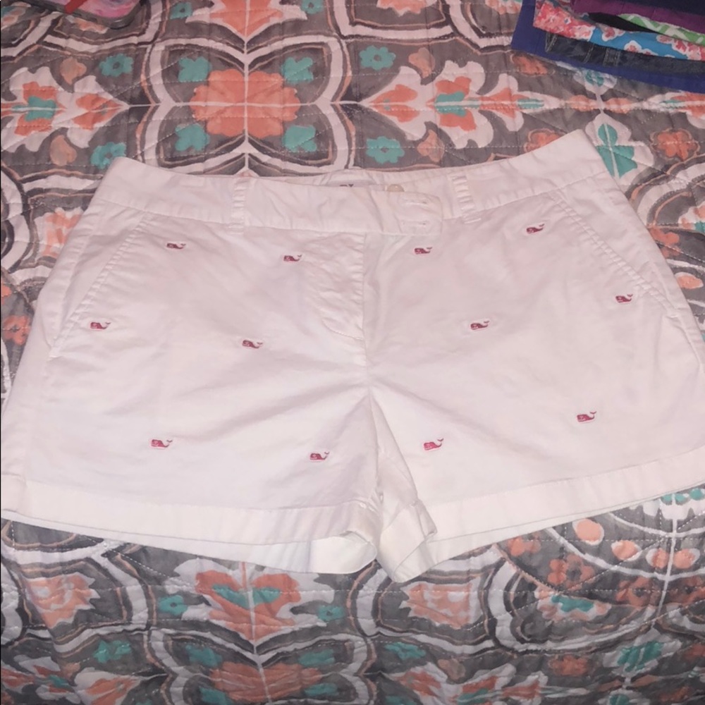 Vineyard Vines Shorts 😊